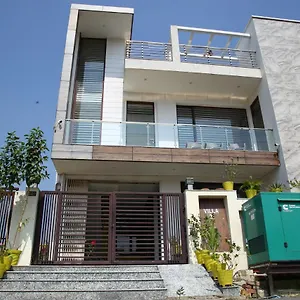 21 Agra 2*, Agra (Uttar Pradesh) India